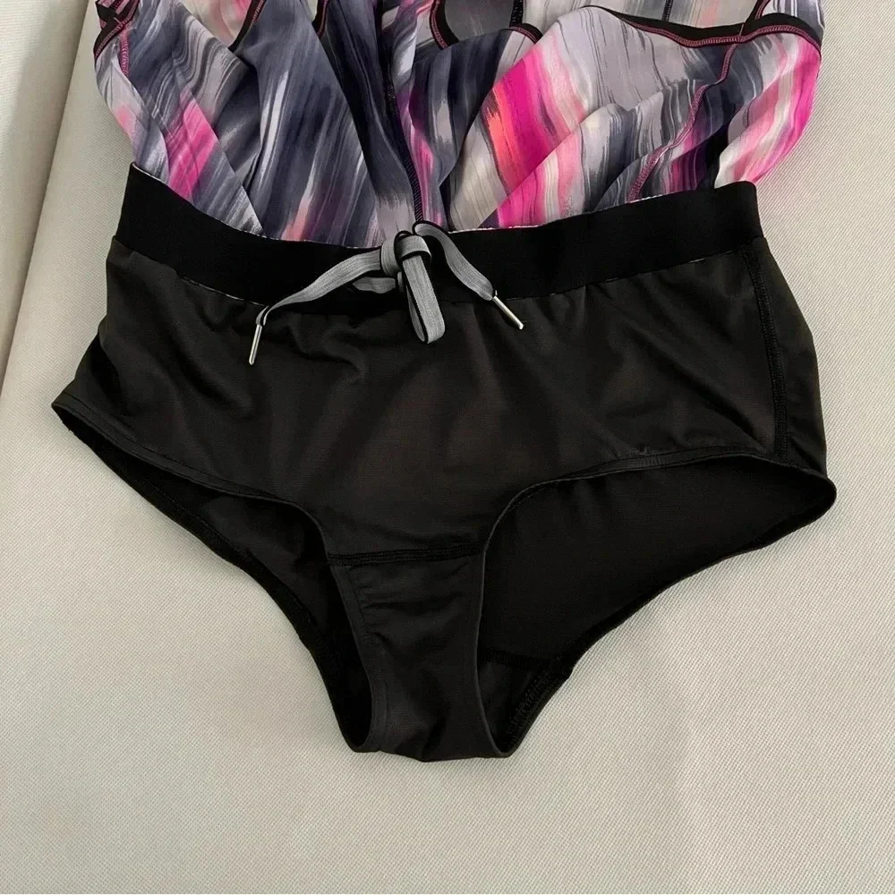 Lululemon Run Roll Down Size 6 Short Mirage Deep Indigo Built -In Underwear